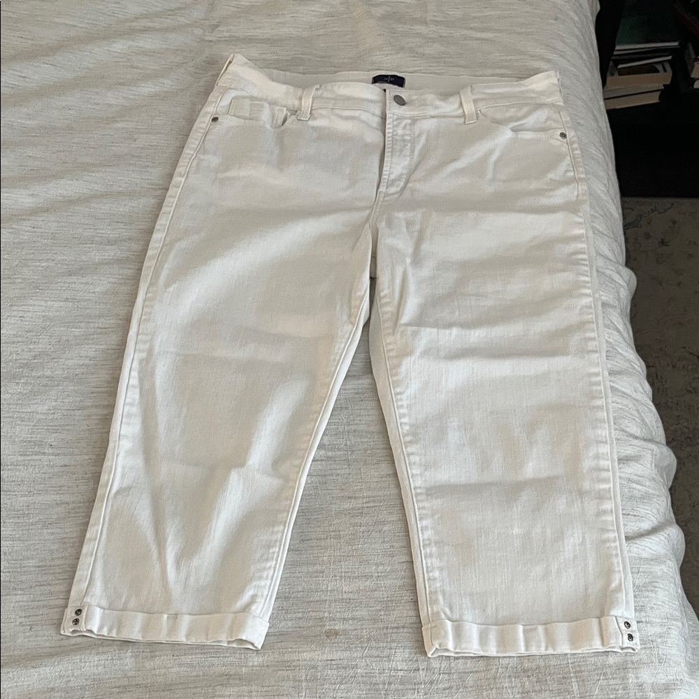 Women's White cJeans